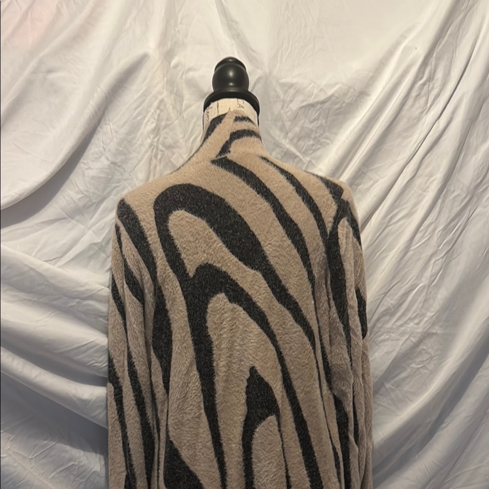 Tan and Black Zebra Pattern Cardigan Sweater - Picture 8 of 12